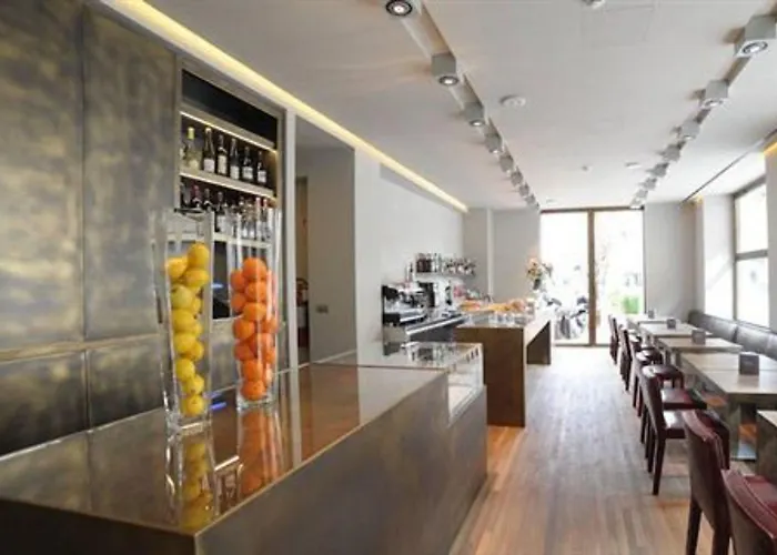 波斯塔设计酒店